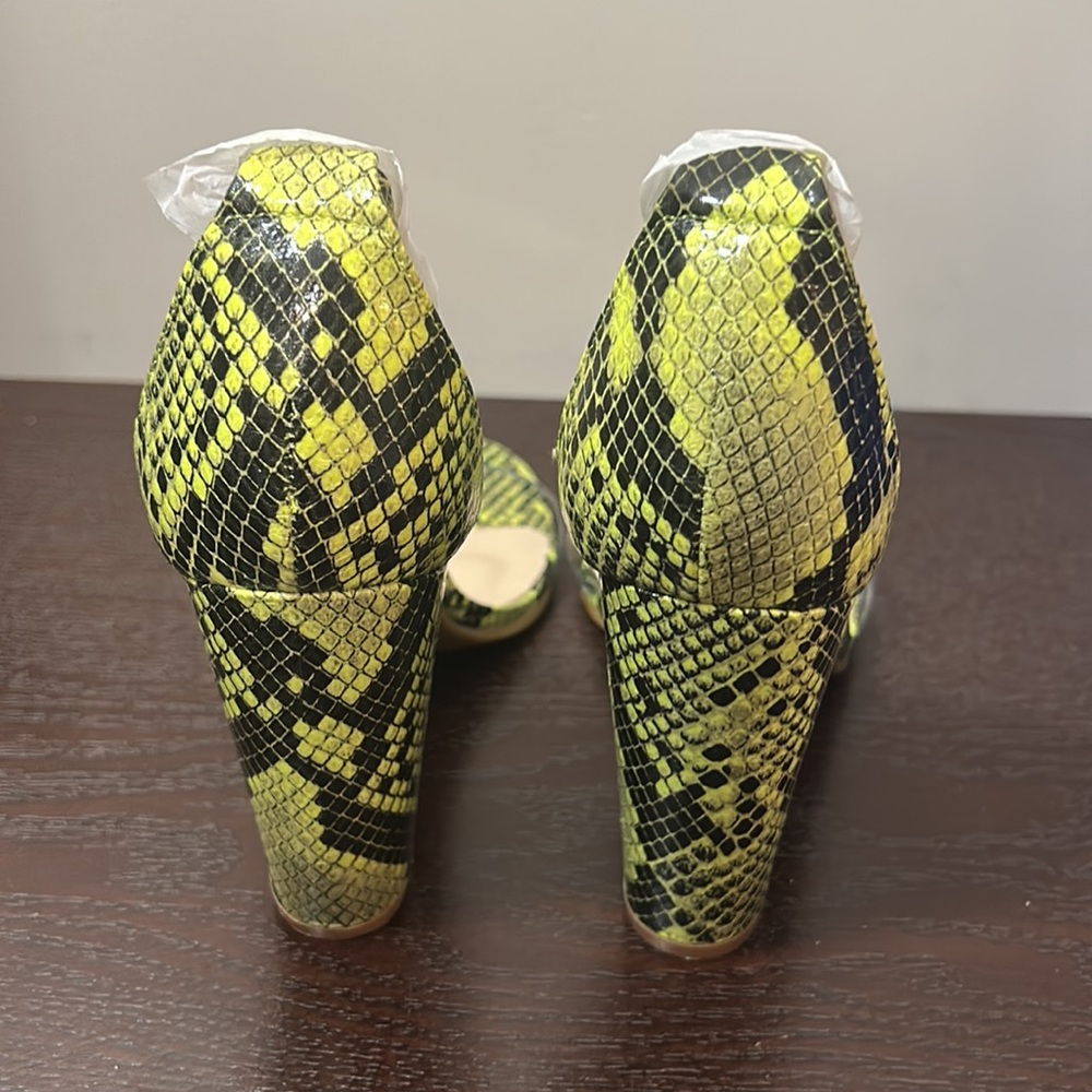 Yellow Multi Heel - Picture 3 of 4